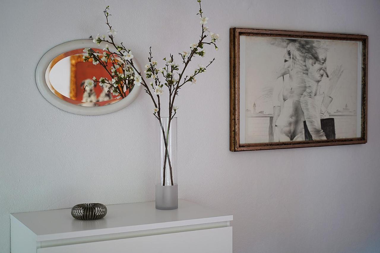 Haus Mit Kunst Zwischen Wald Und See Leipzig Extérieur photo